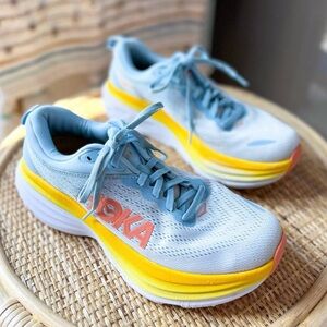 Hoka Bondi 8